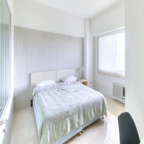 Zimmer, 2 Schlafzimmer | 2 Schlafzimmer, Zimmersafe, kostenloses WLAN