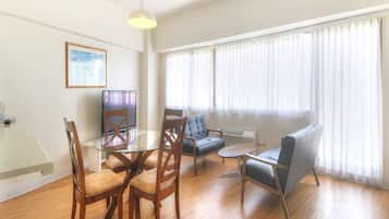 2 Bedroom | Living area | Flat-screen TV