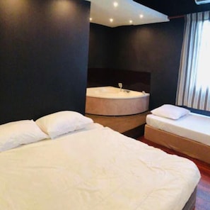 Standard Studio | Soundproofing, bed sheets