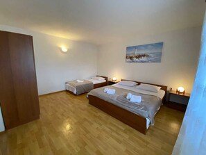 2 Schlafzimmer, Internetzugang, Bettwäsche