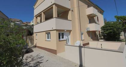 Wohnung - Matičić - ( 10007-A1 )