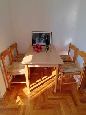 Dining - Apartment Vrban lijevi (Silo - island Krk)