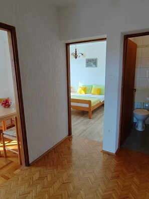 1 chambre, literie fournie