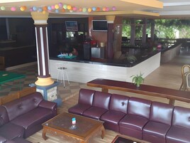 Bar (en la propiedad)