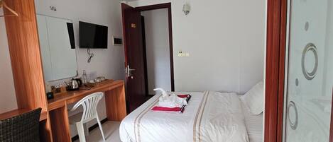 تناول الطعام داخل الغرفة