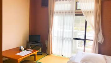 傳統客房, 吸煙房 (Japanese Style) | 房內夾萬、書桌、手提電腦工作空間、熨斗/熨衫板