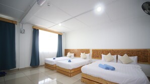 Family Room | Iron/ironing board (on request), WiFi (free) - Bayu Senja Lodge (Ranau)
