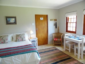 Traditional-Ferienhaus | 1 Schlafzimmer, hochwertige Bettwaren, Pillowtop-Betten