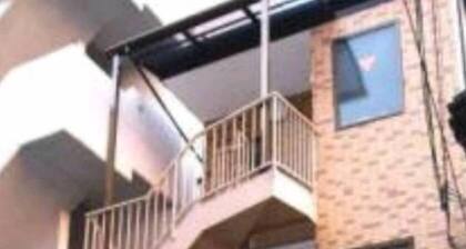 Hosei Apartment 201