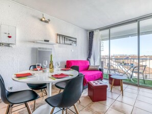 Dining - Les Saladelles by Interhome (Le Grau du Roi)