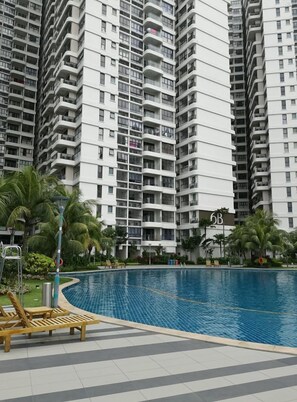 Outdoor pool - Favoured Seaview Suite (Johor Bahru)