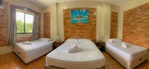 Deluxe Studio Suite | Individually furnished, free WiFi, bed sheets - Mabini Hotel (Mambajao)