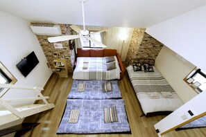 Nestle Tokyo Duplex Itabashi 02 | 1 bedroom, desk, soundproofing, iron/ironing board - Nestle Tokyo Duplex Itabashi 02 (Tokyo)