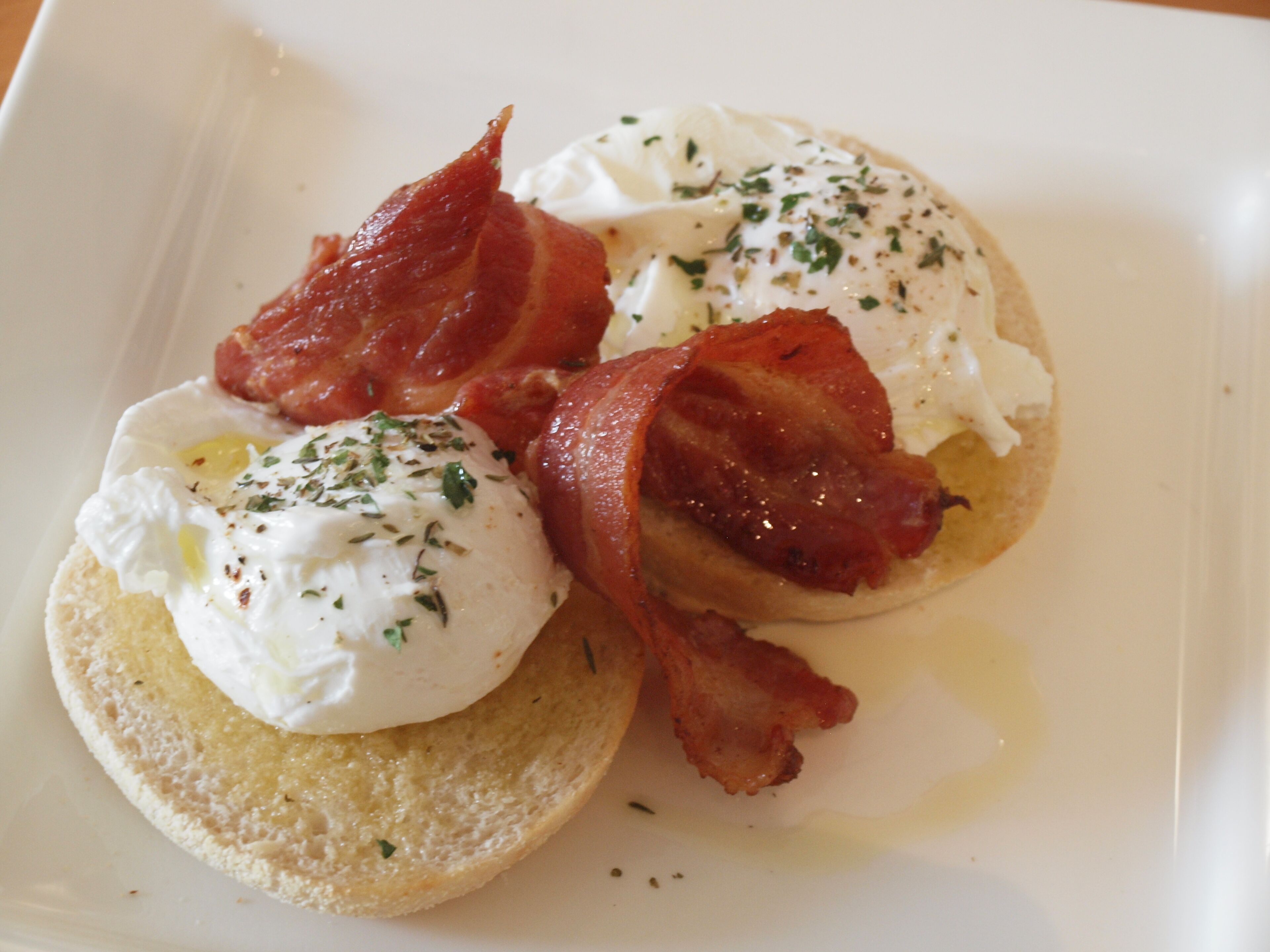 Free daily cooked-to-order breakfast 