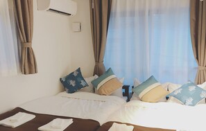 Nestay inn Tokyo Otsuka 102 | Desk, free WiFi