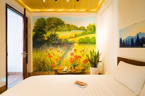 1 bedroom, in-room safe, iron/ironing board, WiFi - Ha Noi ‘s Autumn,cozy room-rooftop,Lake view floor- The Autumn Homestay (Hà Ni)