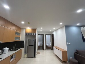 Private kitchen - Asahi Luxstay - FLC Green Apartments (Hanoi)