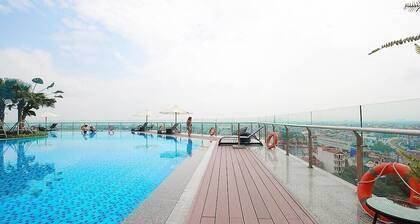 D' Le Roi Soleil Luxury Apartment Wesstlake