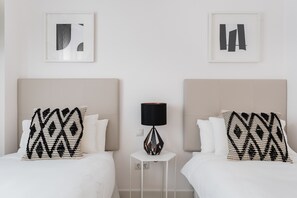 3 bedrooms, in-room safe, iron/ironing board, free WiFi