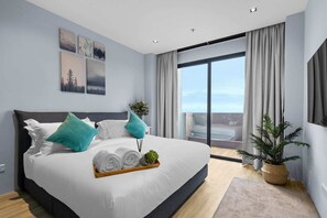 Royal Apartment, 2 Bedrooms - Lumi Tropicana by Plush (Petaling Jaya)
