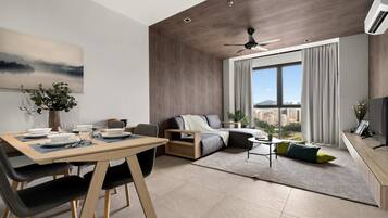 Smart TV, Netflix, streaming services