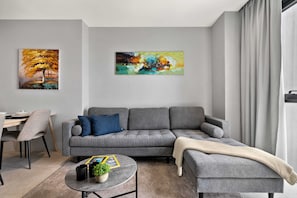 Luxury Apartment, 3 Bedrooms | Living room | Smart TV, Netflix, streaming services