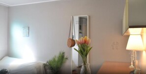 2 camere, con stile personalizzato, con arredamento individuale