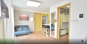 501 | Living area - Fave Hello World Studio (Seoul)