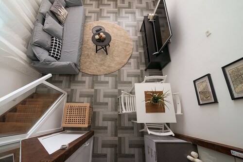 New, luxurious vacation apartment rental