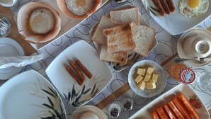 Free daily English breakfast  - Pearl Nest (Galle)