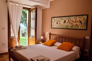 1 bedroom, iron/ironing board, free WiFi, bed sheets - CORNIETO Agriturismo biologico APT LUNA (Monteleone D'orvieto)