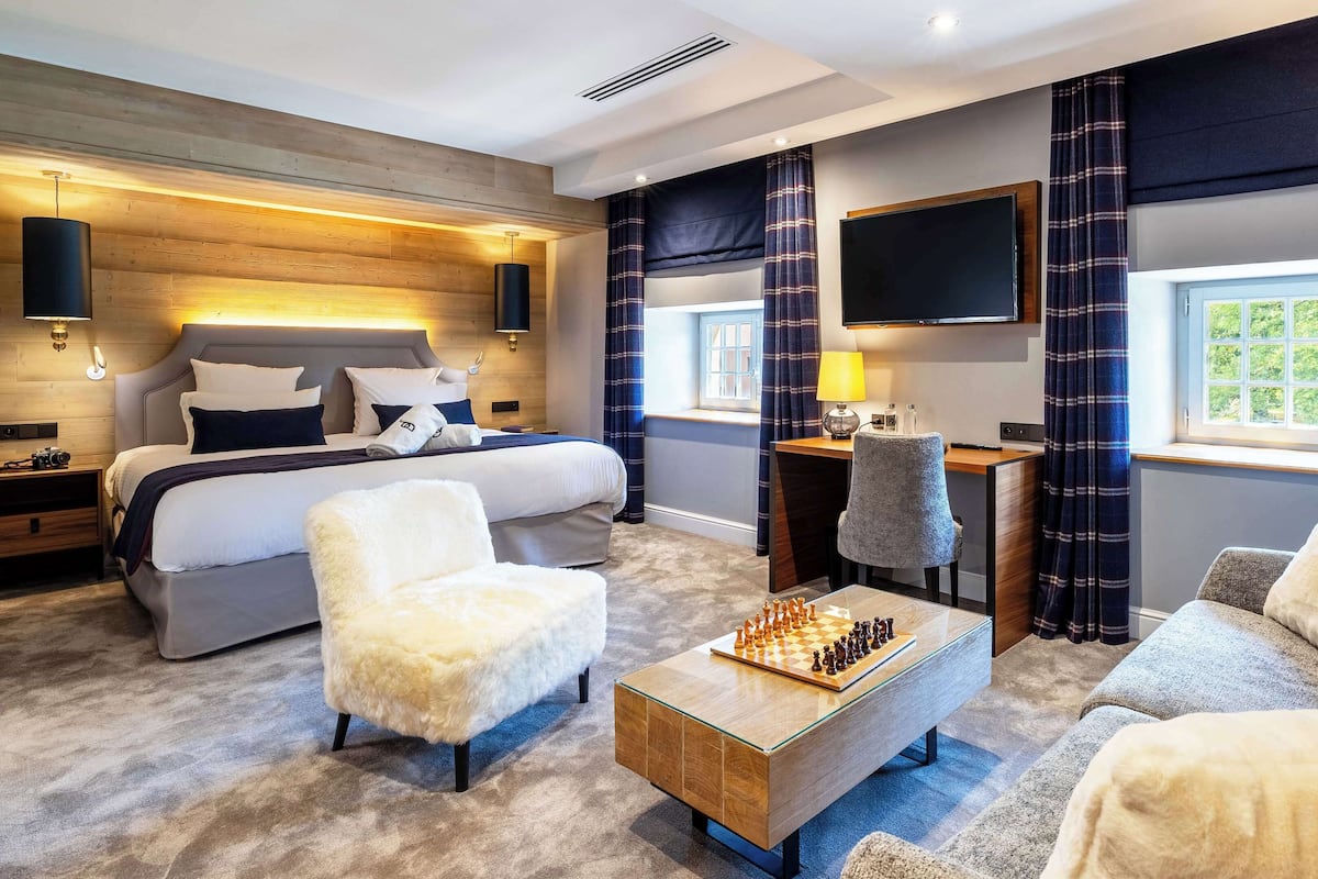 Chambre Prestige, 1 très grand lit, non-fumeur | 1 chambre, literie de qualité, lit avec matelas à plateau-coussin
