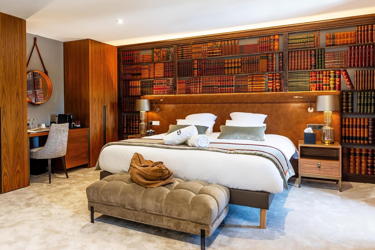 Chambre exécutive, 1 très grand lit, non-fumeur | Literie de qualité, lit avec matelas à plateau-coussin