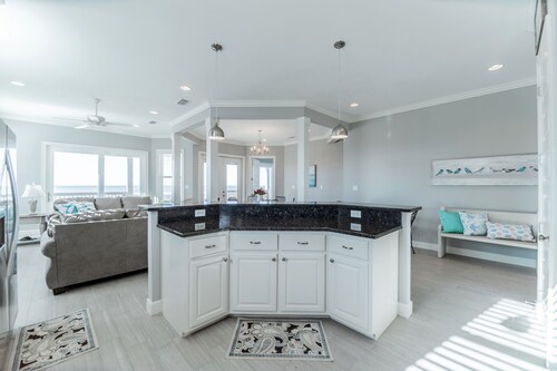 Beachy Keen | OceanFront open for Thanksgiving