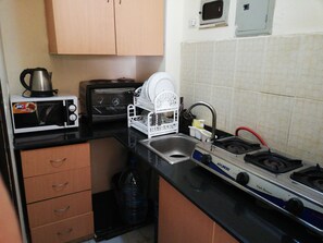 Mikrowelle, Kochgeschirr/Geschirr/Besteck