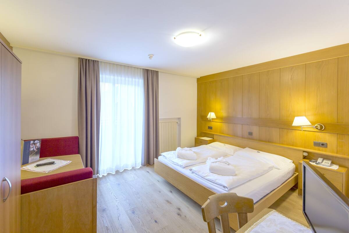 Comfort-Doppelzimmer | 2 Schlafzimmer, Zimmersafe, individuell dekoriert