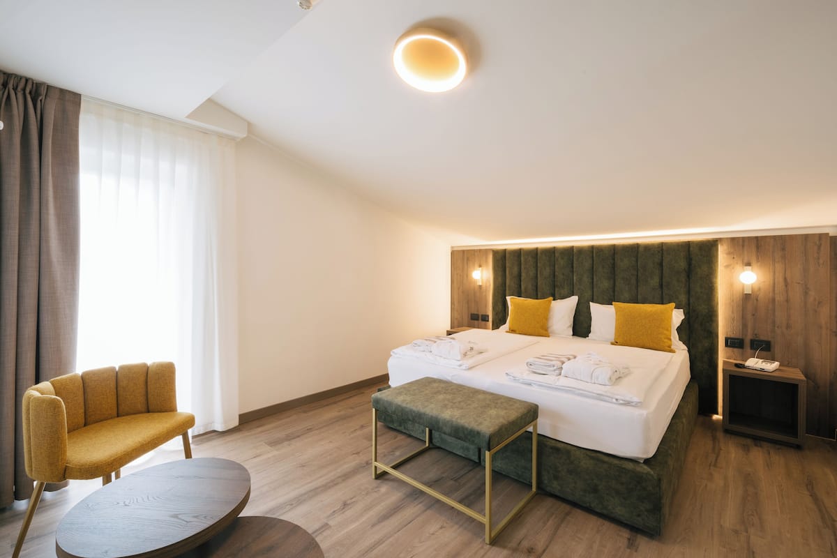 Design-Zelt | 2 Schlafzimmer, Zimmersafe, individuell dekoriert