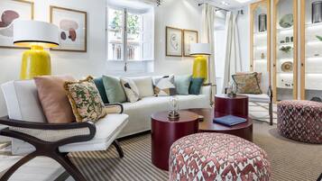 Fernseher, Stereoanlage