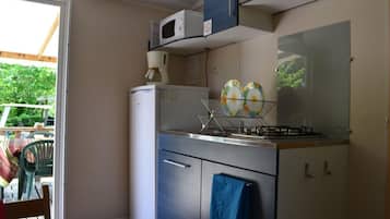 Comfort Mobile Home | Private kitchen | Mini-fridge