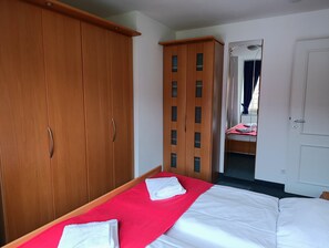 2 Schlafzimmer, WLAN, Bettwäsche
