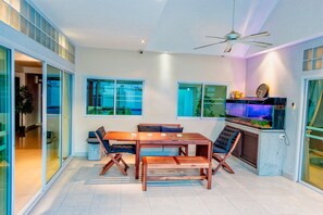 Deluxe Villa | Terrace/patio