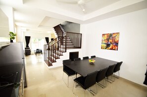 4-Bedroom Townhome | Restauration dans la chambre