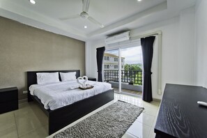 4-Bedroom Townhome | 4 bedrooms, free WiFi, bed sheets