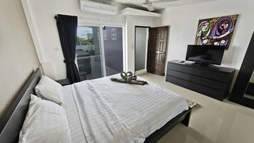 4-Bedroom Townhome | 4 kamar tidur, Wi-Fi gratis, dan seprai linen