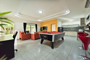 2-Bedroom Villa | Living room