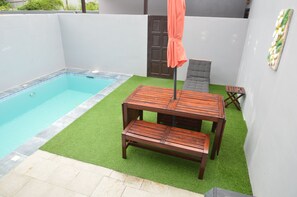 Deluxe Villa | Terrace/patio - Hideaway Pool Villa (Pattaya)