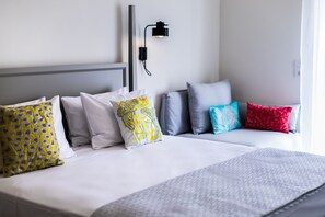 Triple Room, Balcony | Hypo-allergenic bedding, in-room safe, individually decorated