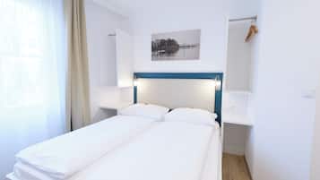 Basic Double Room (Klein) | Minibar, individually decorated, individually furnished
