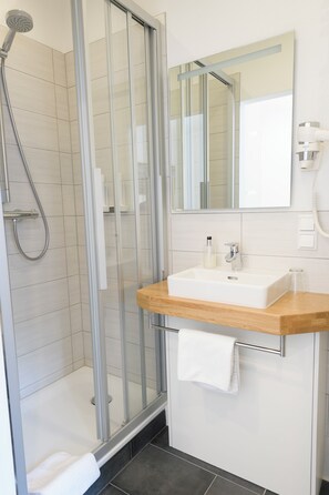 Chambre Simple | Salle de bain