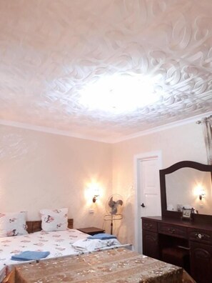 Standard-herbergi fyrir tvo | Straujárn/strauborð, ókeypis þráðlaus nettenging